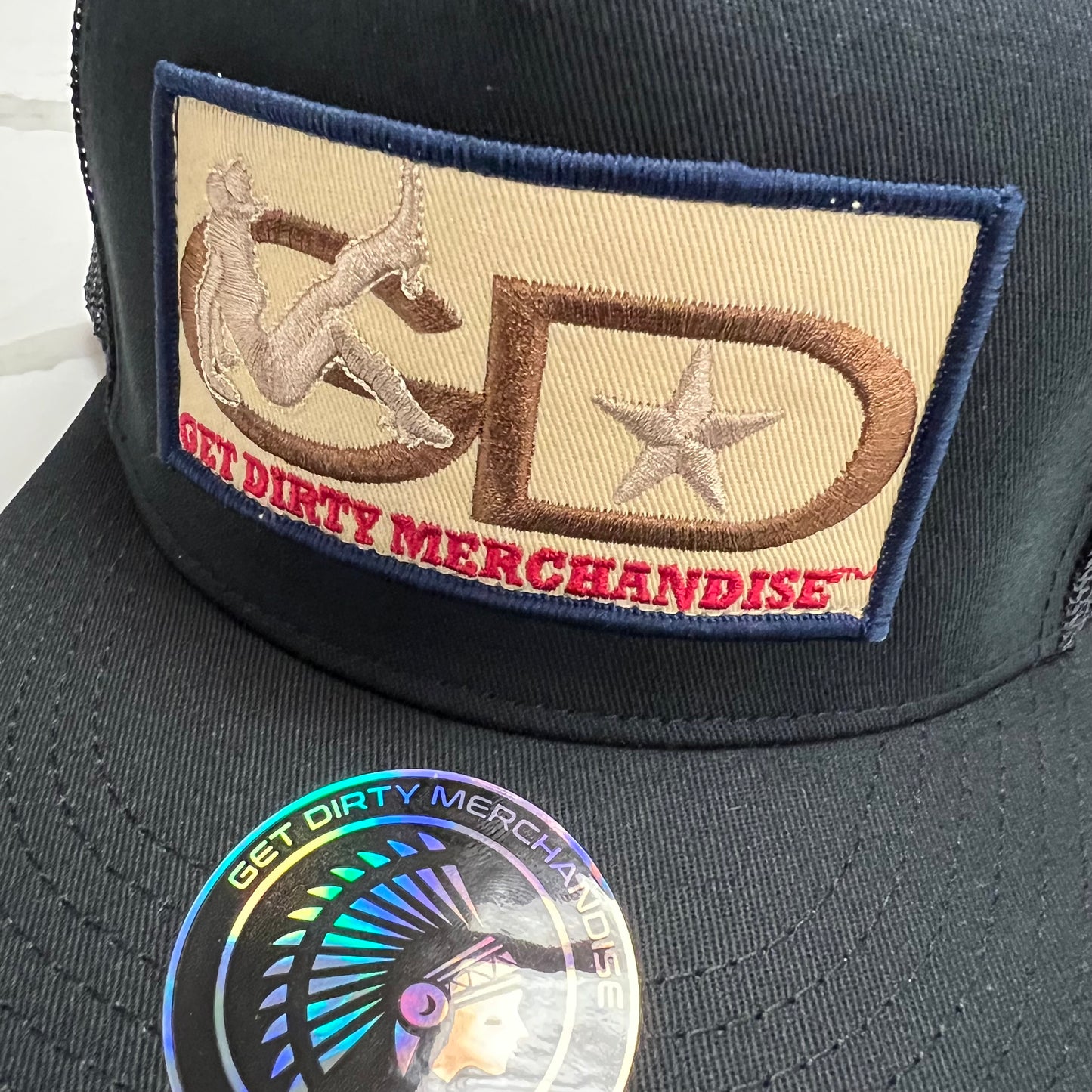 Gorra de camionero Get Dirty Merchandise BLK GLD Vainilla Blk/Blanco
