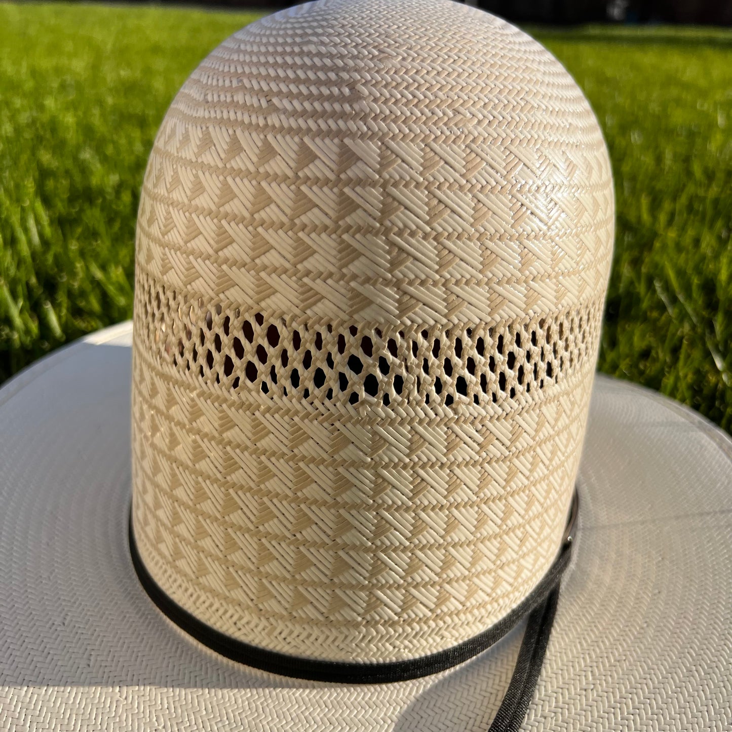 Laredo Tall Crown Straw- Arctic