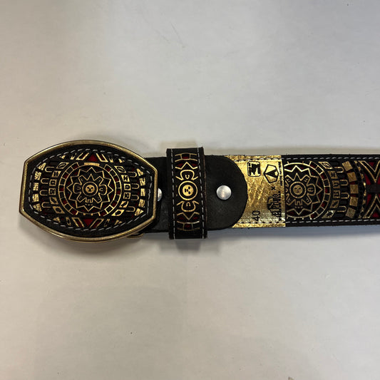 El Primo x Arctic Hatters Cinto Lazer Cuauhtemoc Dorado