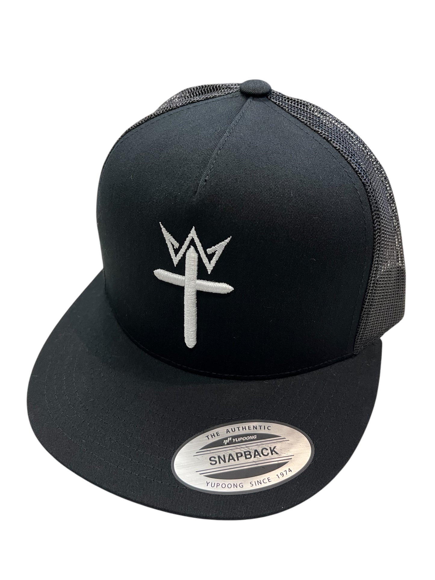 King Cross Wht/Blk Trucker Hat