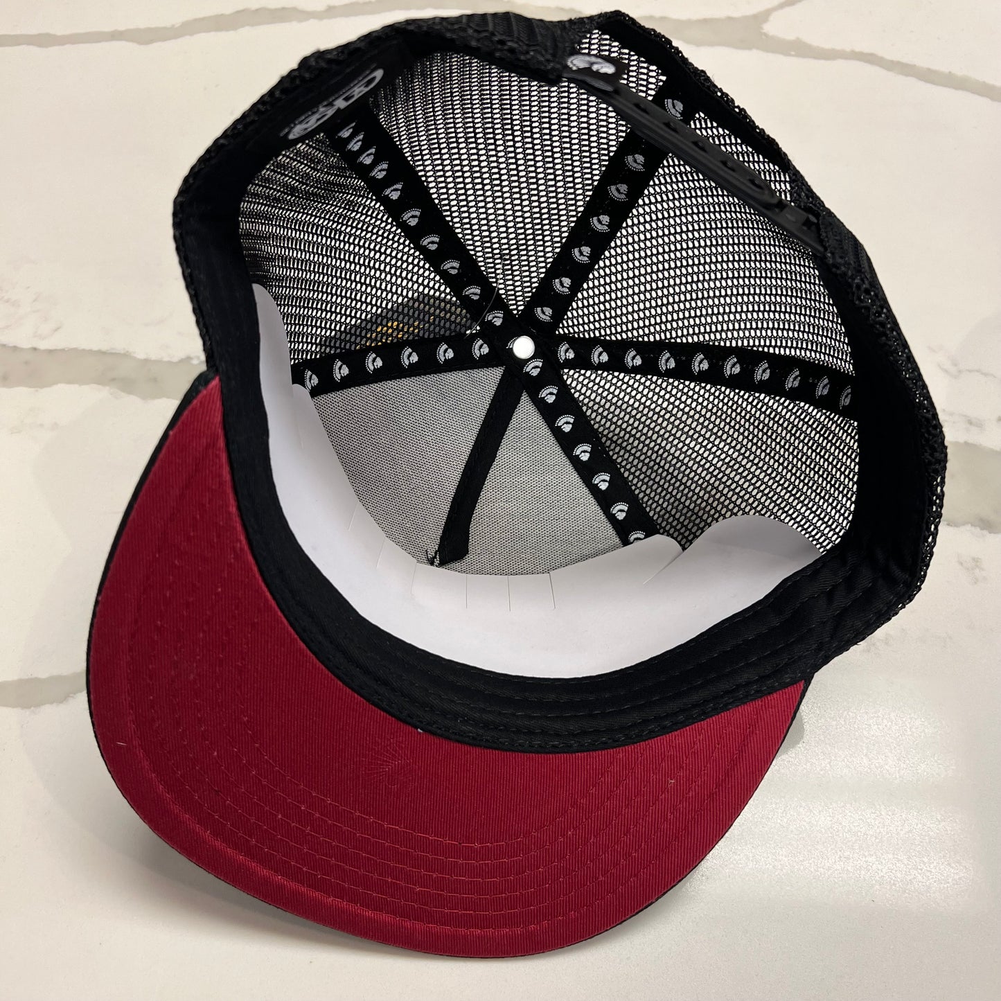 Gorra de camionero Get Dirty Merchandise BLK GLD Vainilla Blk/Blanco