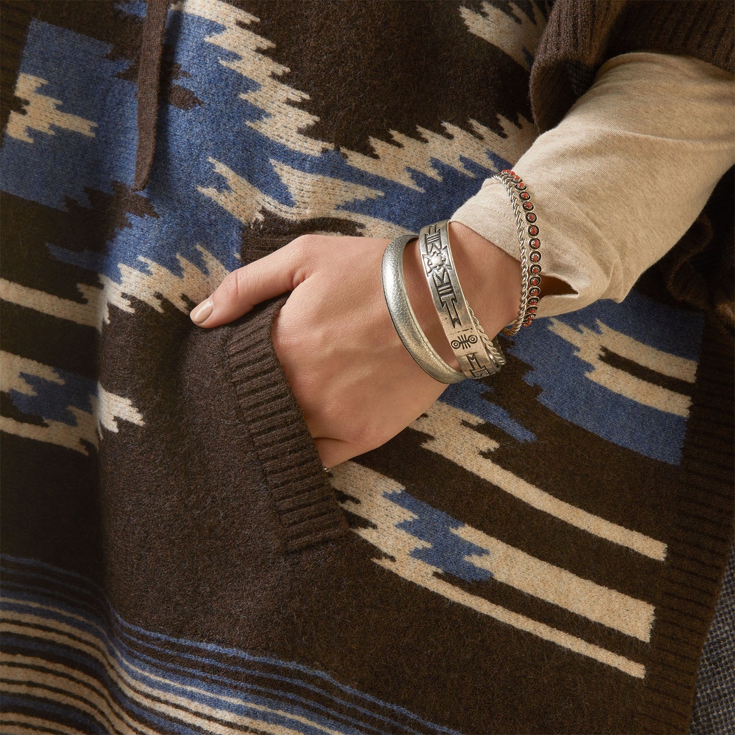 Ariat Chimayo Poncho Sweater Shaved Chocolate