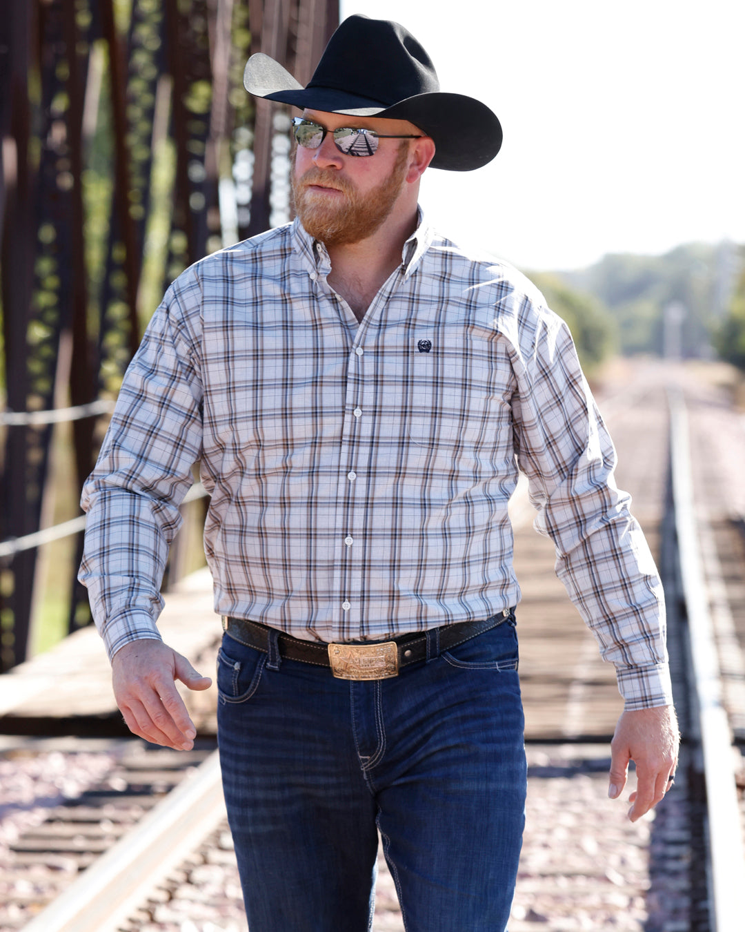 Men Classic Fit Button Down MTW1106145