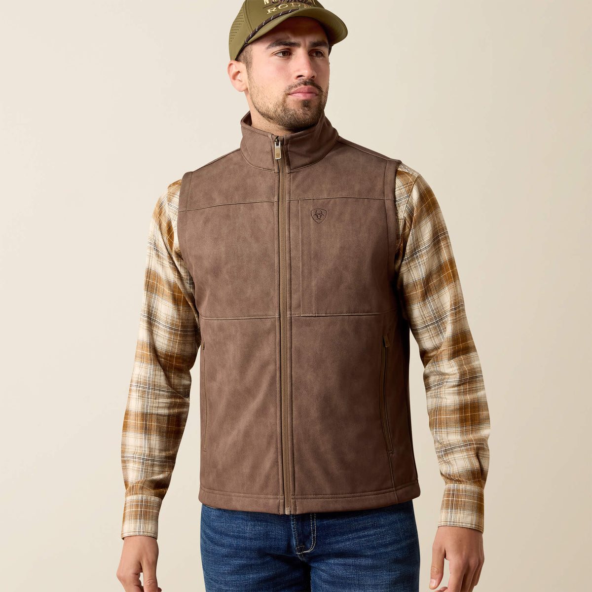 Ariat Men Vernon Softshell Vest Wren Faux Leather 10079403