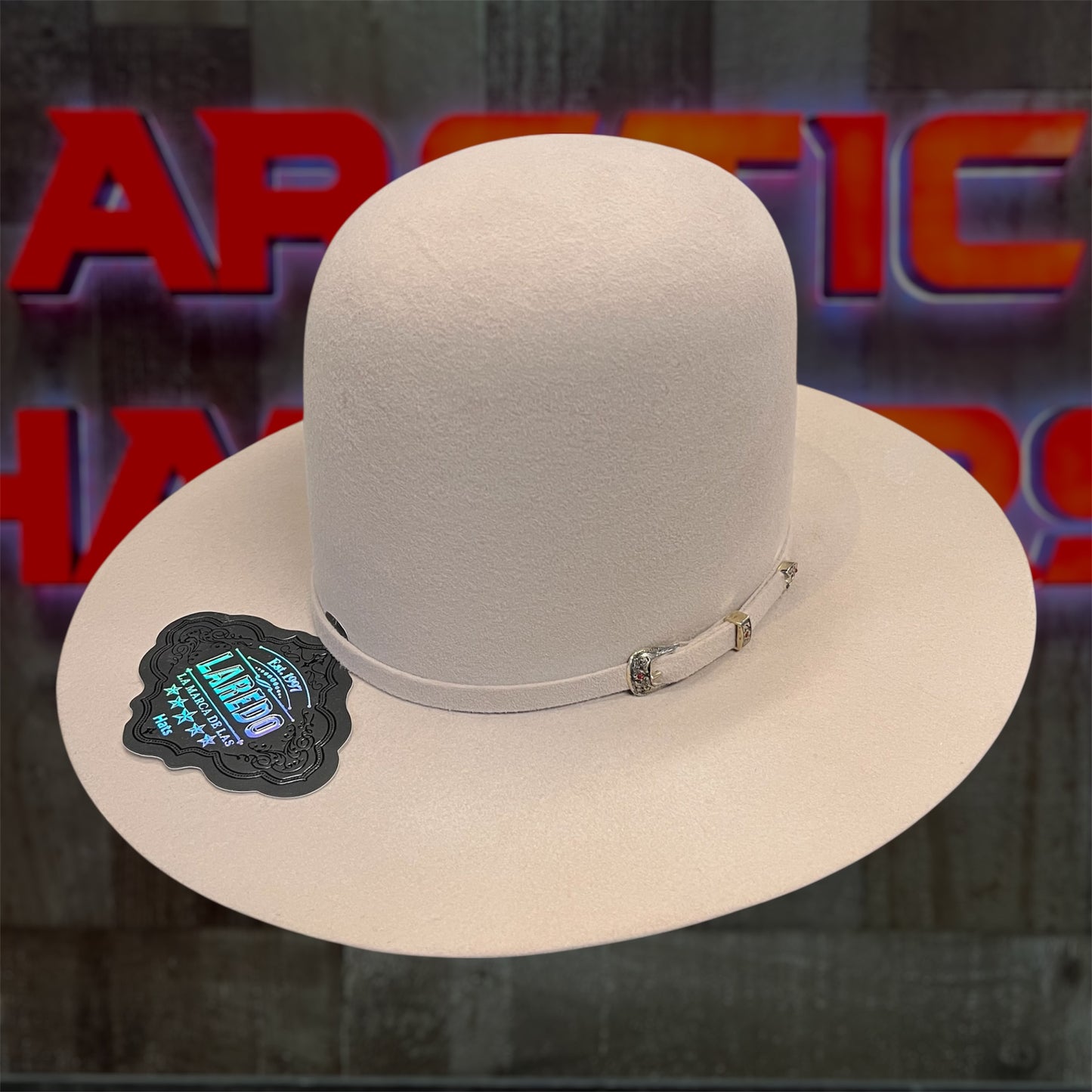 Laredo Wool Tall Crown Silverbelly Felt