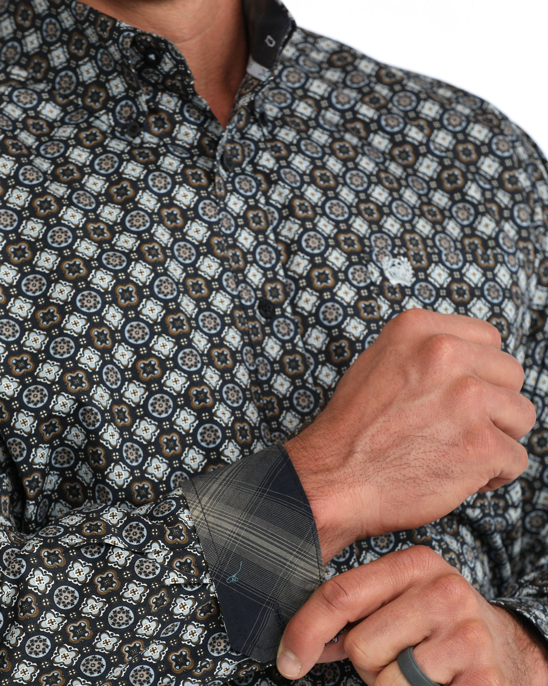 Men Classic Fit Button Down MTW1106149